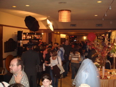 644ShowCrowds